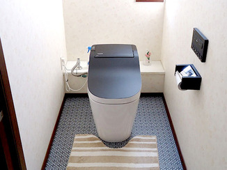 トイレリフォーム モダンなトイレはお気に入りの空間に