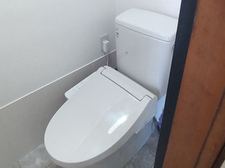 トイレリフォーム 和式から洋式へ、広く使いやすくなったトイレ